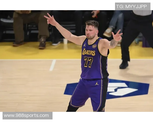 东契奇三分球出手高效低伤害是否真是侠迷心中的偶像