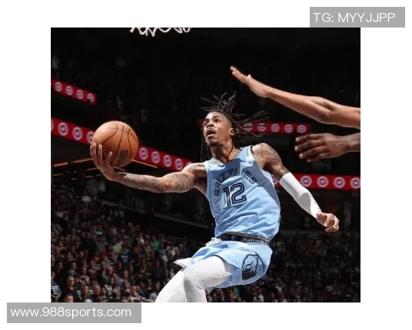 克莱与莫兰特出战数据对比31岁克莱伤后复出304场22岁莫兰特仅206场