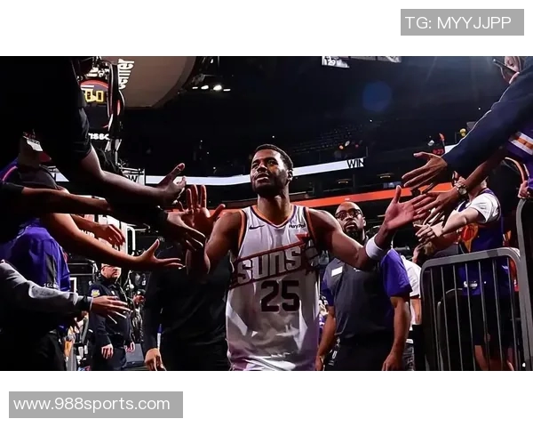 Shams透露追梦与巴特勒缺席对阵热火的比赛消息引发关注 Shams透露追梦与巴特勒缺席对阵热火的比赛消息引发关注