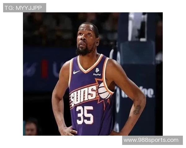 杜兰特强调沟通在逆转胜利中的关键作用与球队团结的重要性