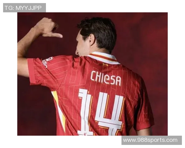 利物浦官方社交媒体发布海报庆祝索博斯洛伊和基耶萨生日快乐